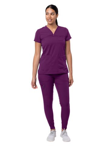 Woman Movement Booster Scrubs Set